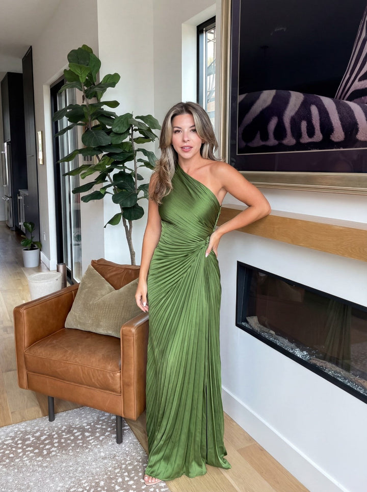 Aurelia – One-Shoulder Pleated Dress