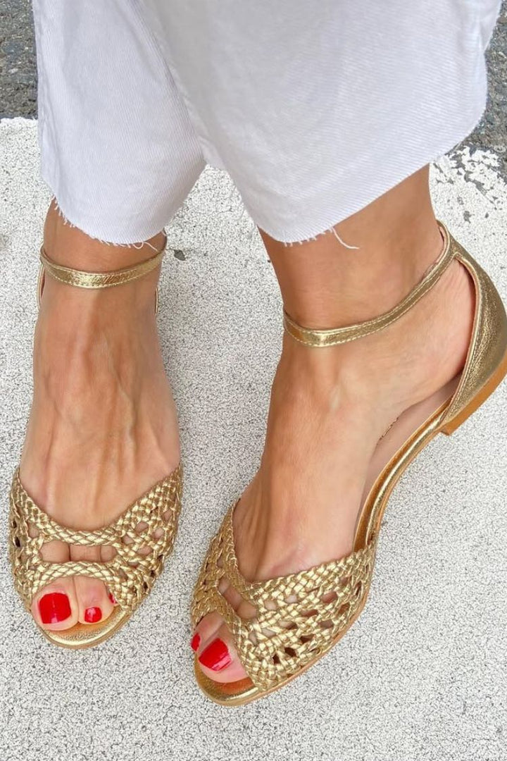 Isadora™ | Golden Woven Sandals