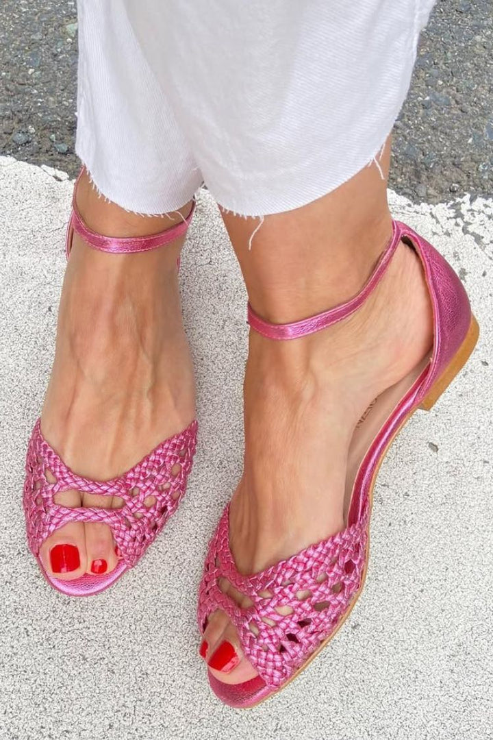 Isadora™ | Golden Woven Sandals